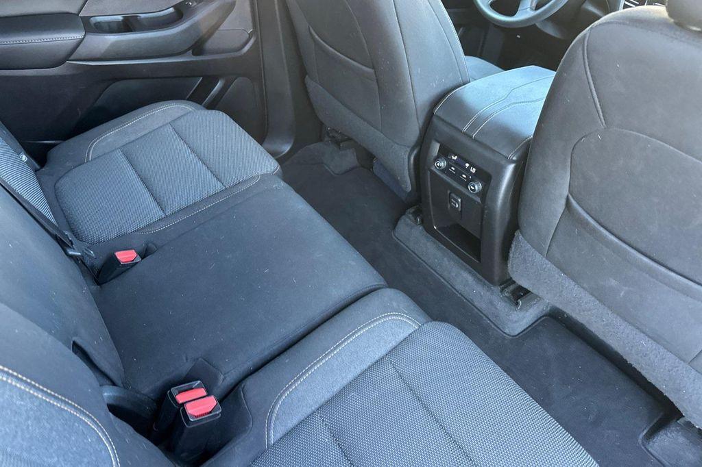 used 2020 Chevrolet Traverse car, priced at $18,129