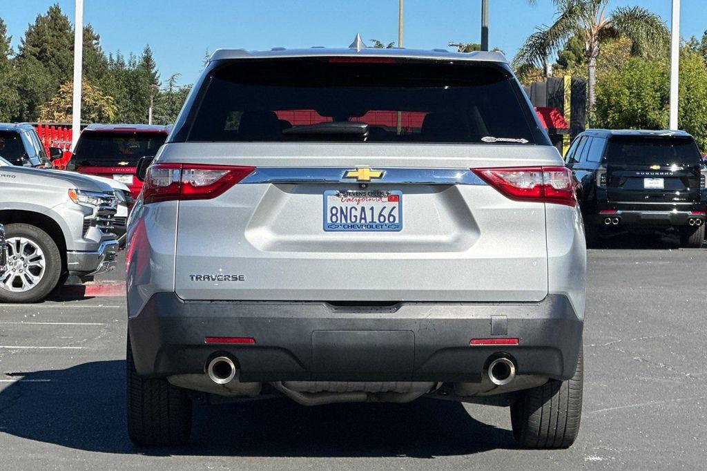 used 2020 Chevrolet Traverse car, priced at $18,129