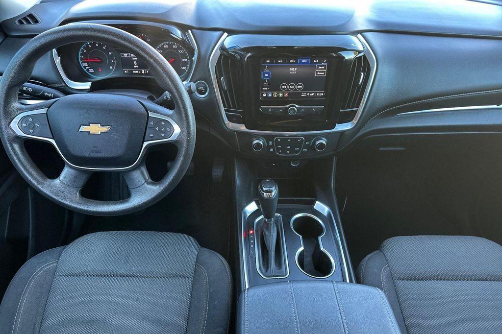 used 2020 Chevrolet Traverse car, priced at $18,129