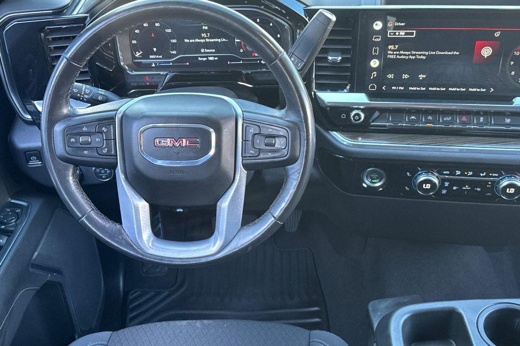 used 2022 GMC Sierra 1500 car, priced at $35,999