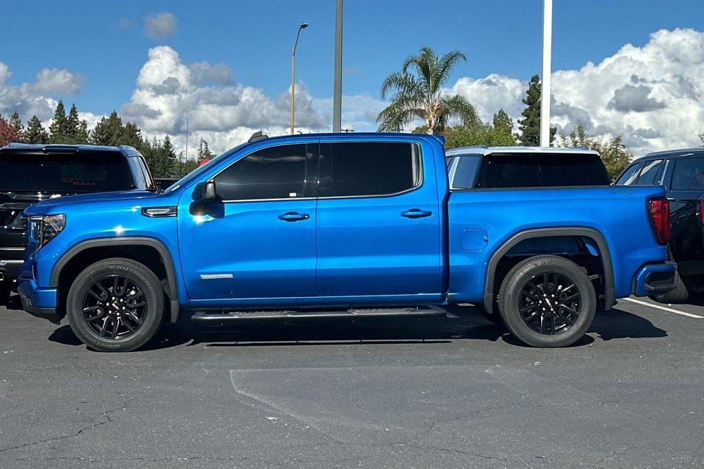 used 2022 GMC Sierra 1500 car, priced at $35,999