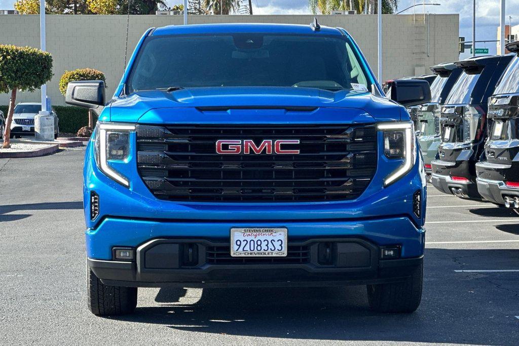 used 2022 GMC Sierra 1500 car, priced at $35,999