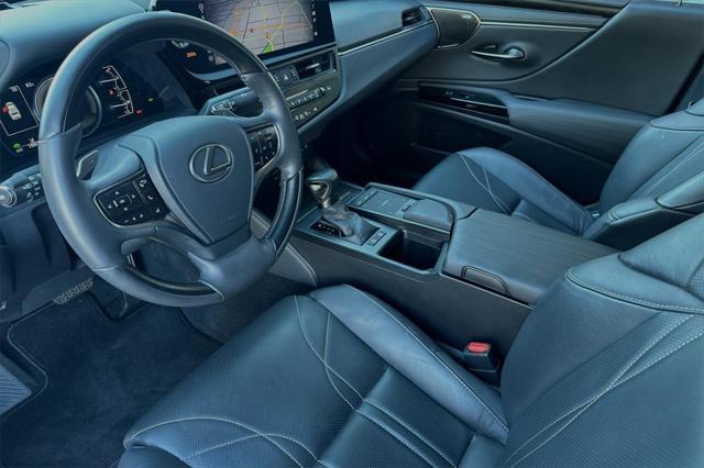 used 2022 Lexus ES 300h car, priced at $39,524