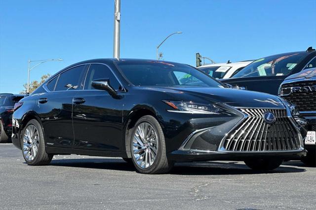 used 2022 Lexus ES 300h car, priced at $39,524