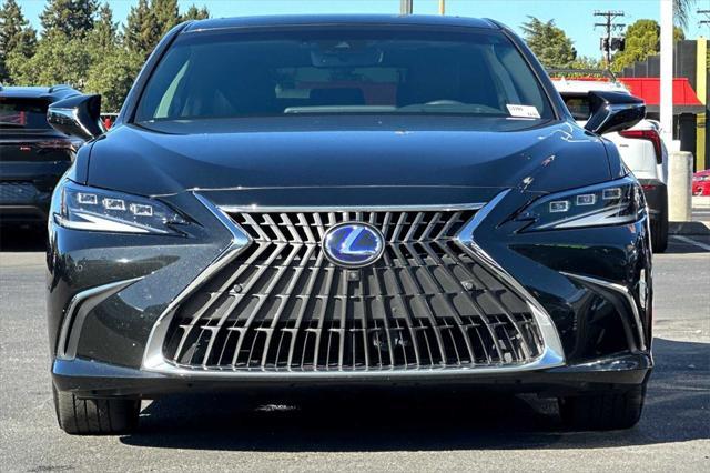 used 2022 Lexus ES 300h car, priced at $39,524