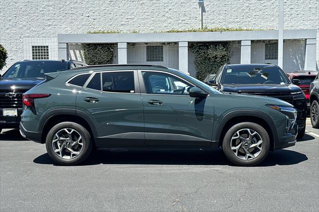 used 2025 Chevrolet Trax car, priced at $23,988