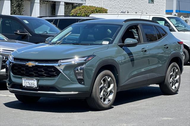 used 2025 Chevrolet Trax car, priced at $23,988