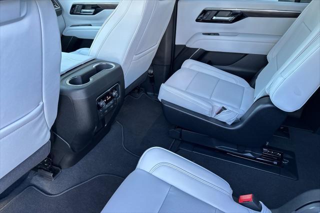 new 2025 Chevrolet Suburban car, priced at $85,015