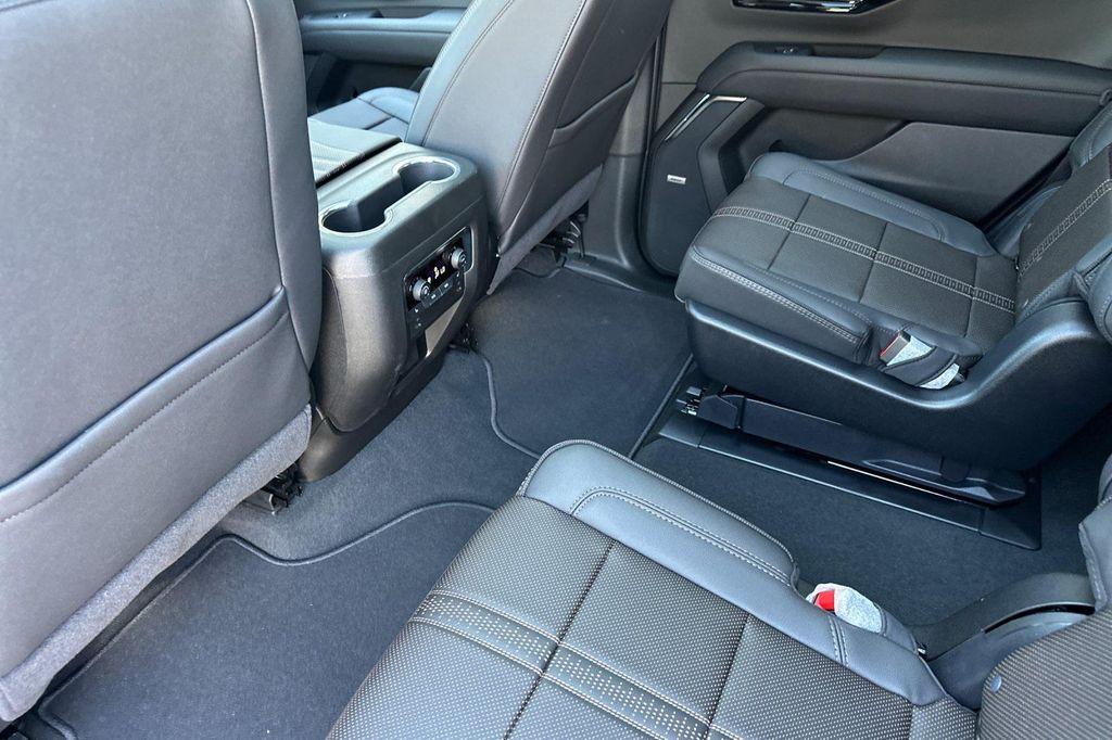 new 2025 Chevrolet Tahoe car, priced at $88,230
