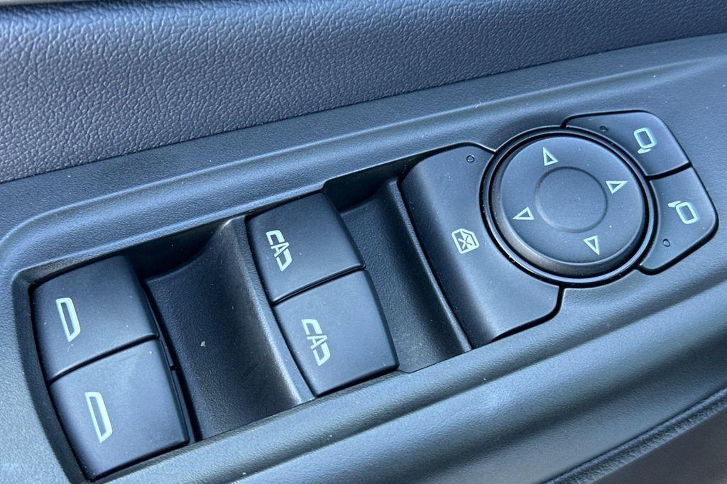 used 2022 Chevrolet Bolt EUV car, priced at $22,559