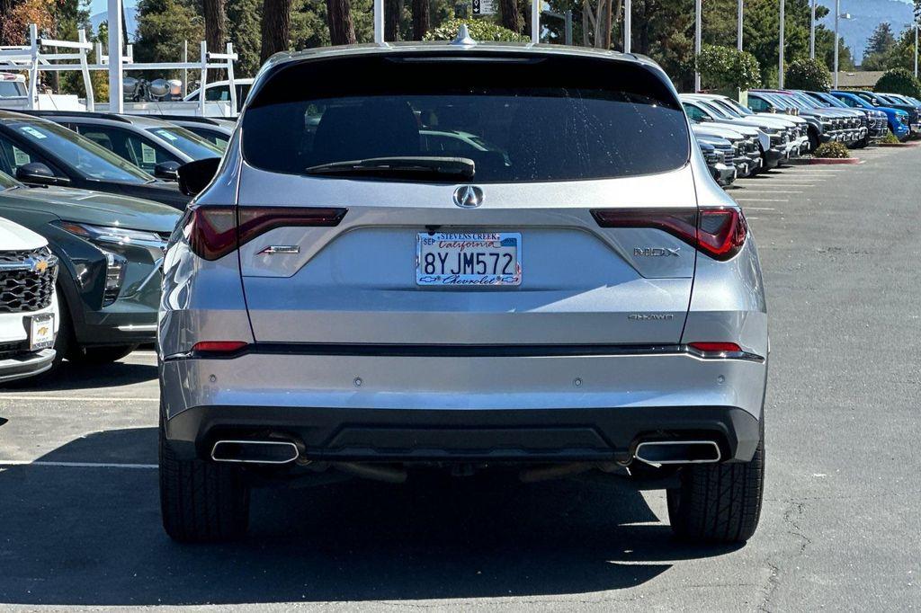 used 2022 Acura MDX car, priced at $40,988