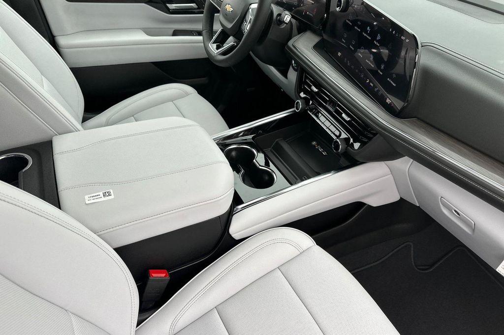 new 2026 Chevrolet Suburban car, priced at $83,422