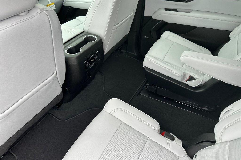 new 2026 Chevrolet Suburban car, priced at $83,422