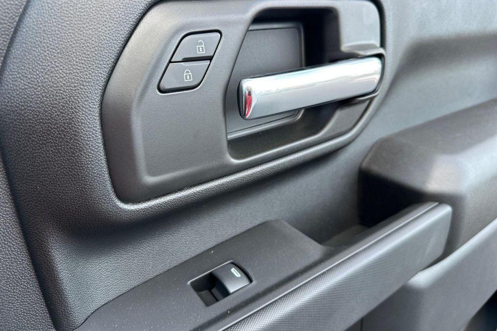 new 2024 Chevrolet Silverado 2500 car, priced at $55,816