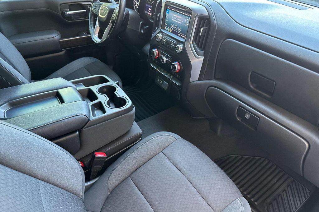 used 2022 GMC Sierra 1500 car, priced at $35,295