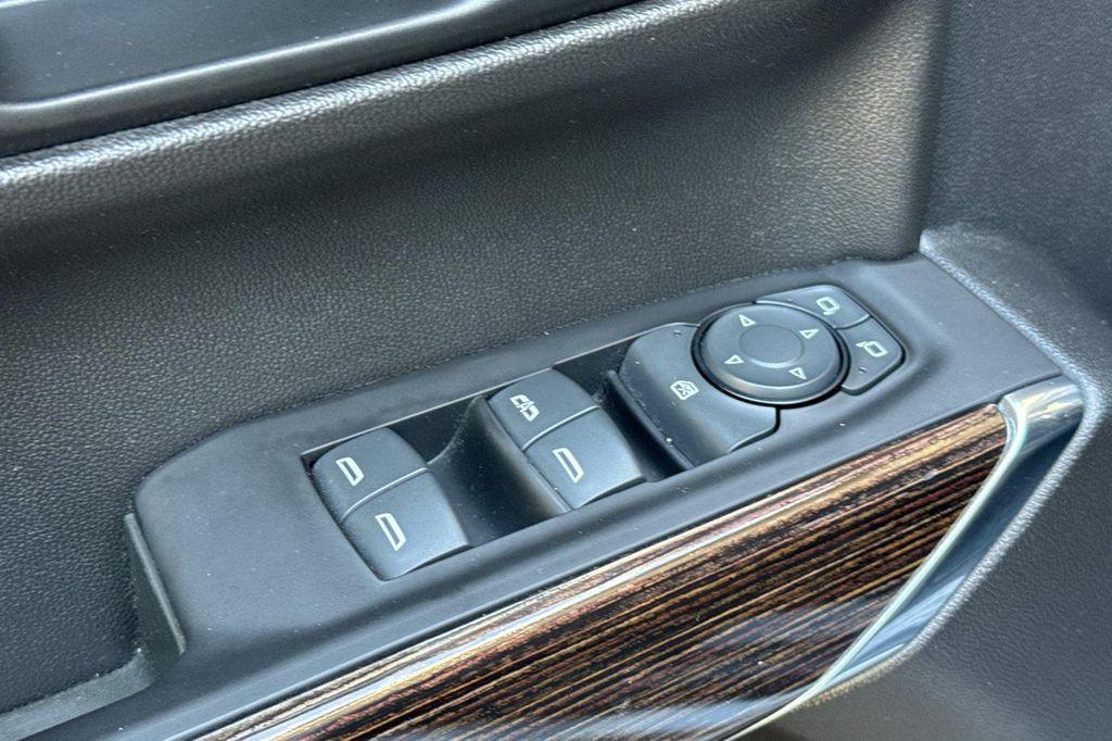 used 2022 GMC Sierra 1500 car, priced at $35,295