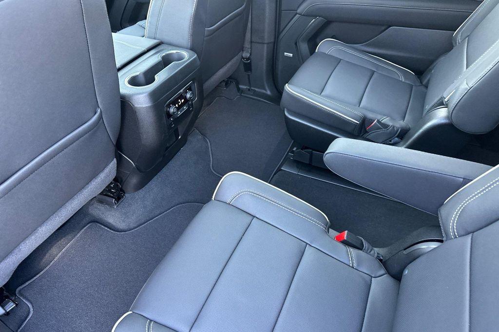 new 2026 Chevrolet Suburban car, priced at $95,730