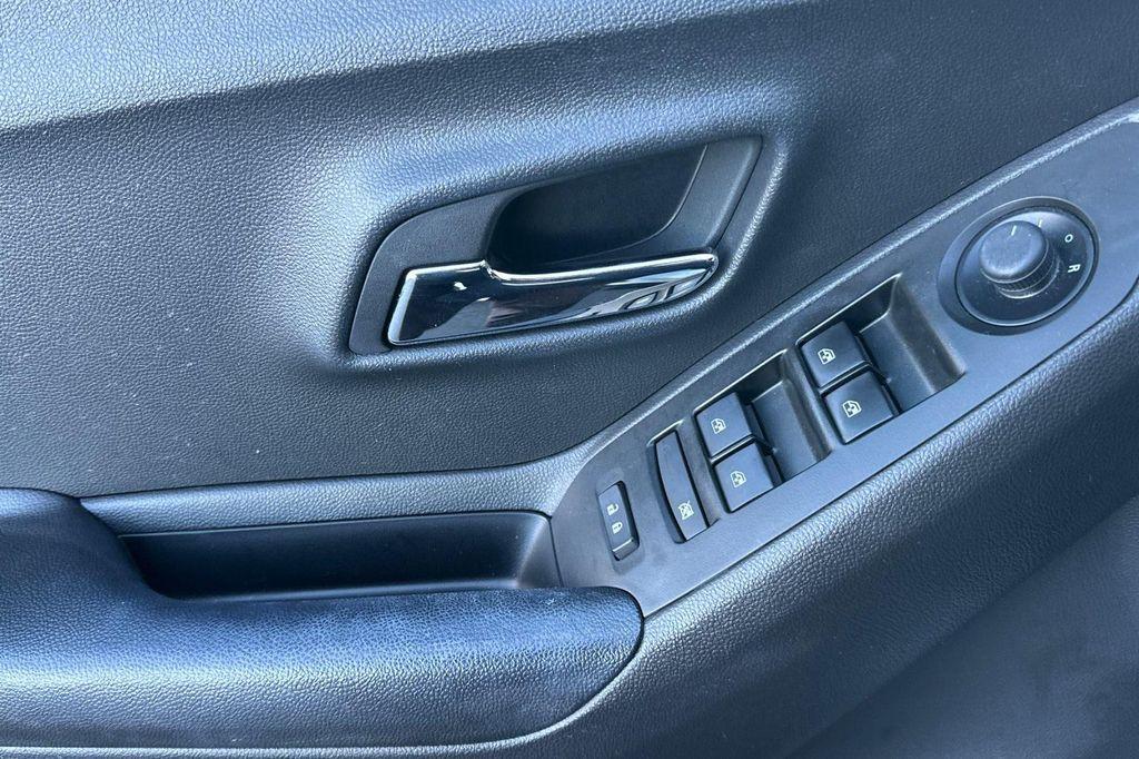 used 2022 Chevrolet Trax car, priced at $16,825