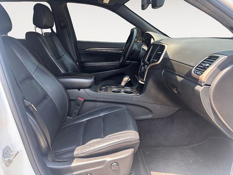 used 2017 Jeep Grand Cherokee car, priced at $15,999