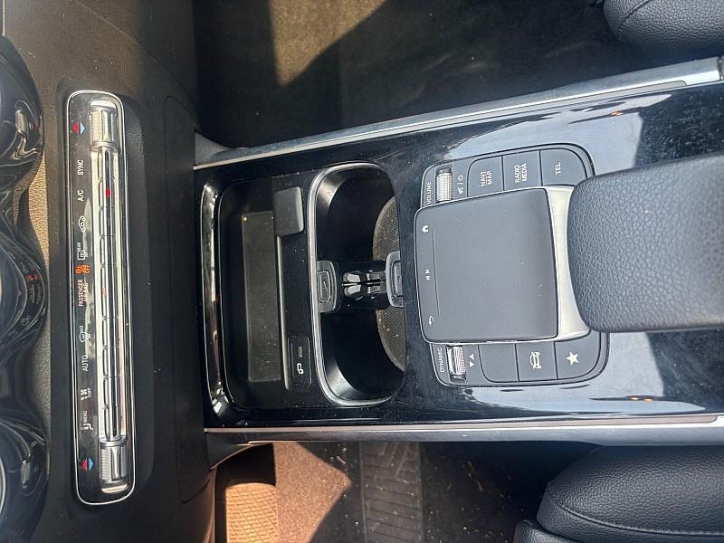 used 2021 Mercedes-Benz GLB 250 car, priced at $25,999