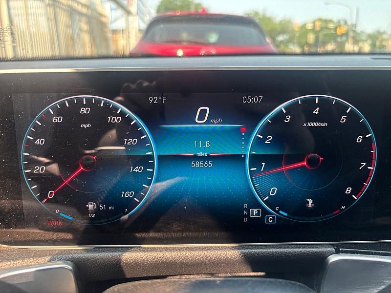 used 2021 Mercedes-Benz GLB 250 car, priced at $25,999