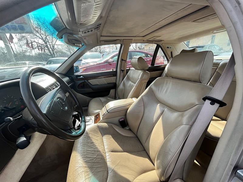 used 1995 Mercedes-Benz S-Class car, priced at $14,999