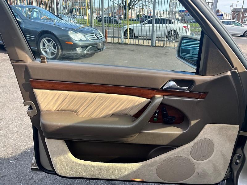 used 1995 Mercedes-Benz S-Class car, priced at $14,999