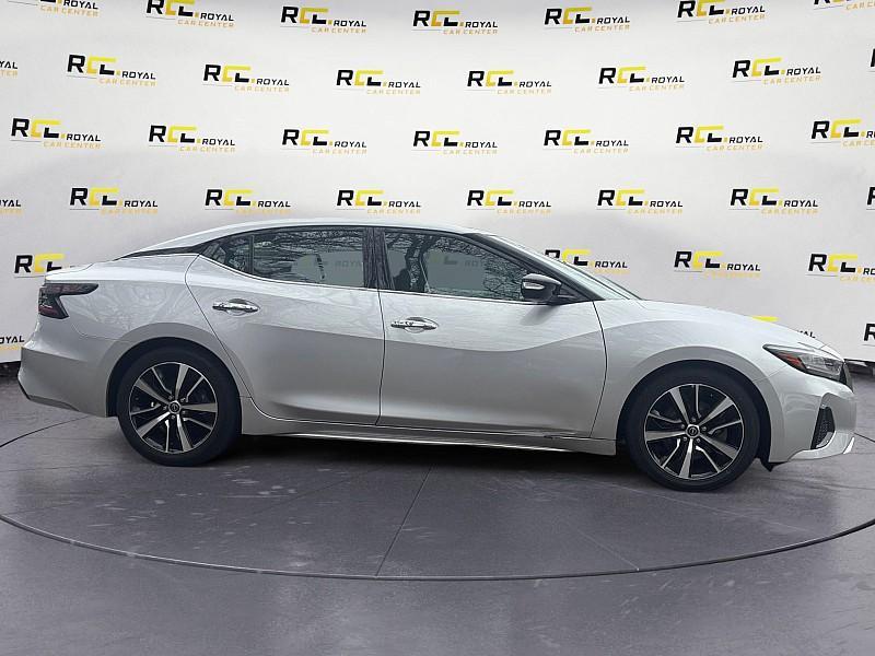 used 2023 Nissan Maxima car, priced at $26,999