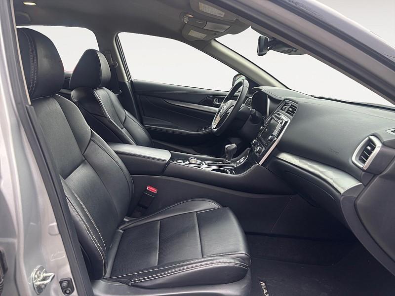 used 2023 Nissan Maxima car, priced at $26,999