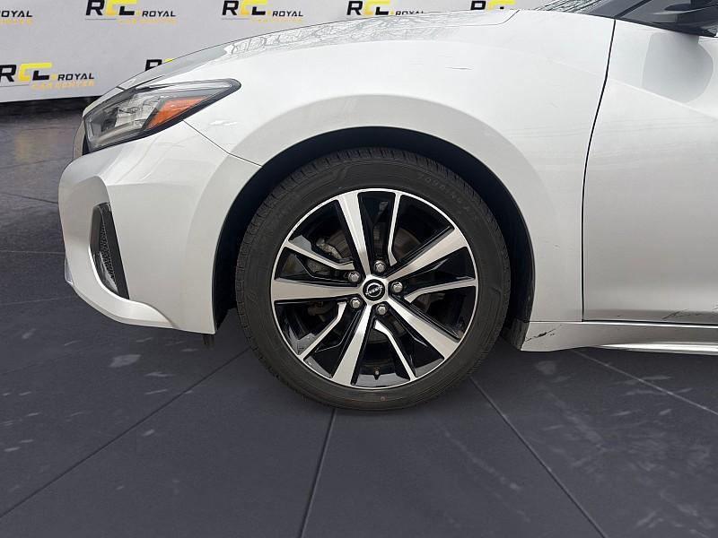 used 2023 Nissan Maxima car, priced at $26,999
