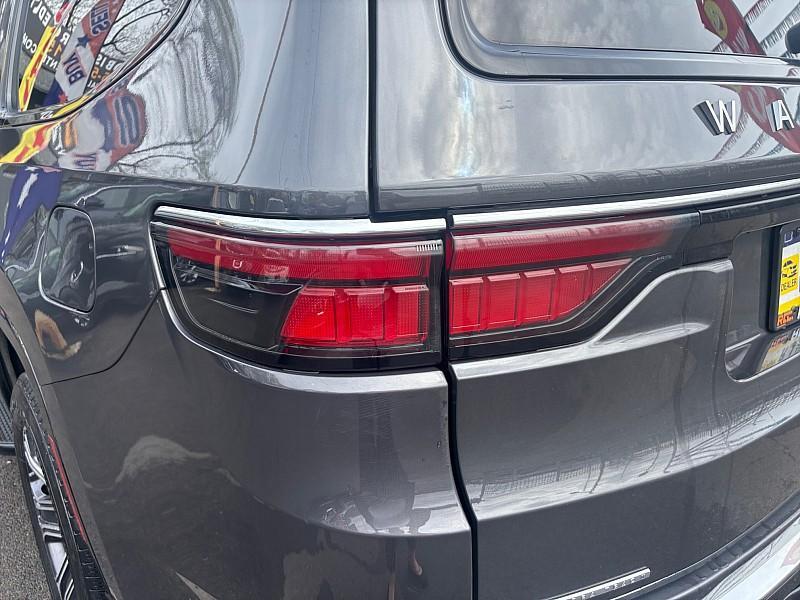 used 2022 Jeep Wagoneer car, priced at $40,995