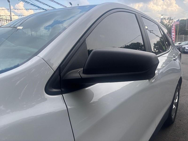 used 2022 Chevrolet Equinox car, priced at $19,999