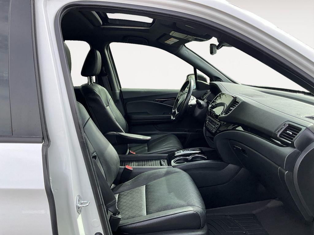 used 2021 Honda Passport car, priced at $32,500