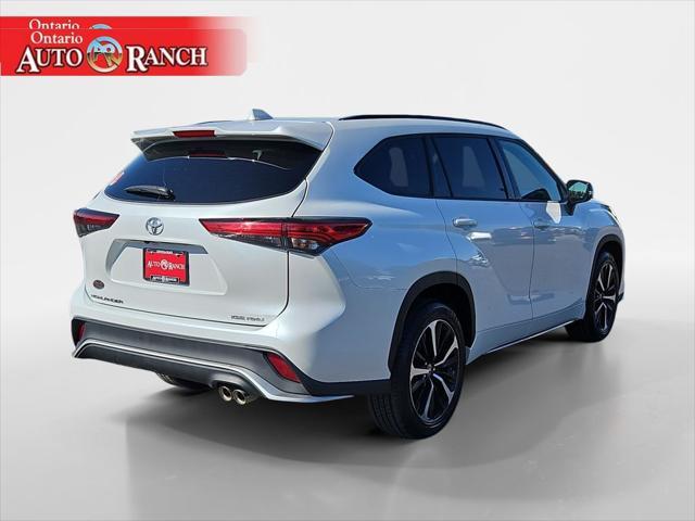 used 2022 Toyota Highlander car, priced at $39,100