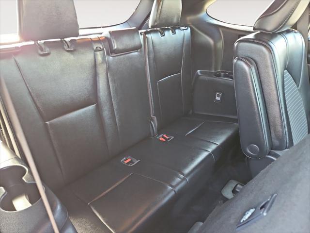 used 2022 Toyota Highlander car, priced at $39,100