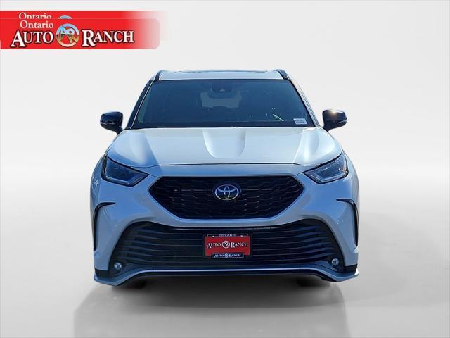 used 2022 Toyota Highlander car, priced at $39,100