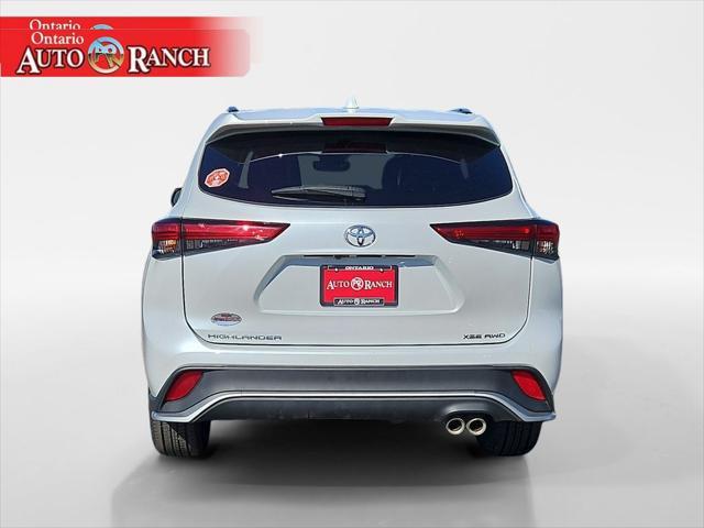 used 2022 Toyota Highlander car, priced at $39,100