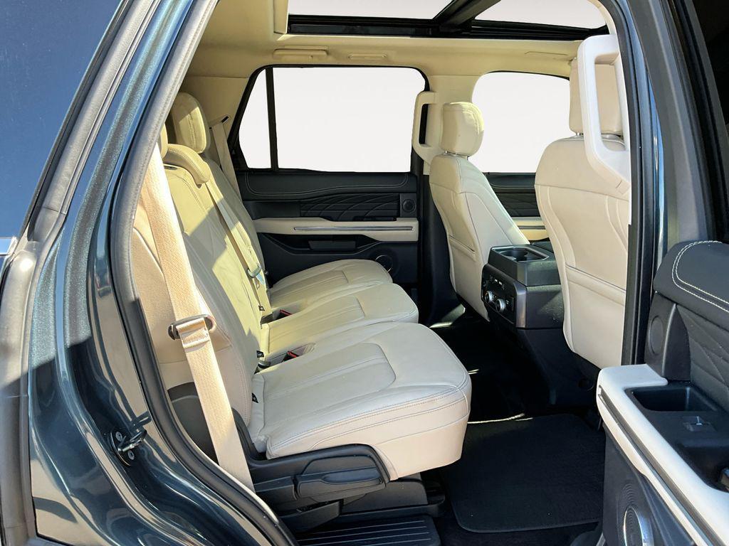 used 2022 Ford Expedition car, priced at $57,500