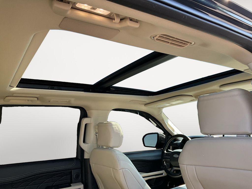 used 2022 Ford Expedition car, priced at $57,500
