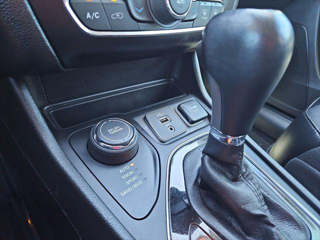 used 2023 Jeep Cherokee car, priced at $24,700