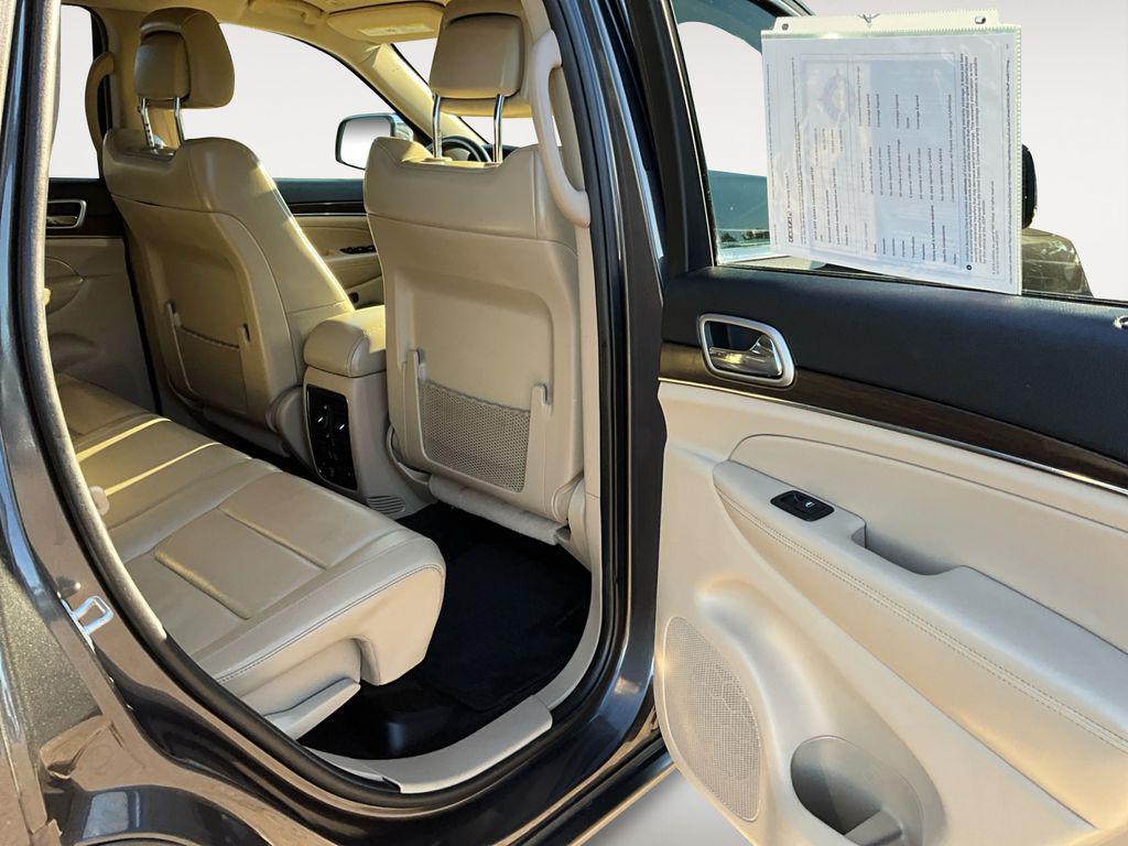 used 2018 Jeep Grand Cherokee car, priced at $17,900