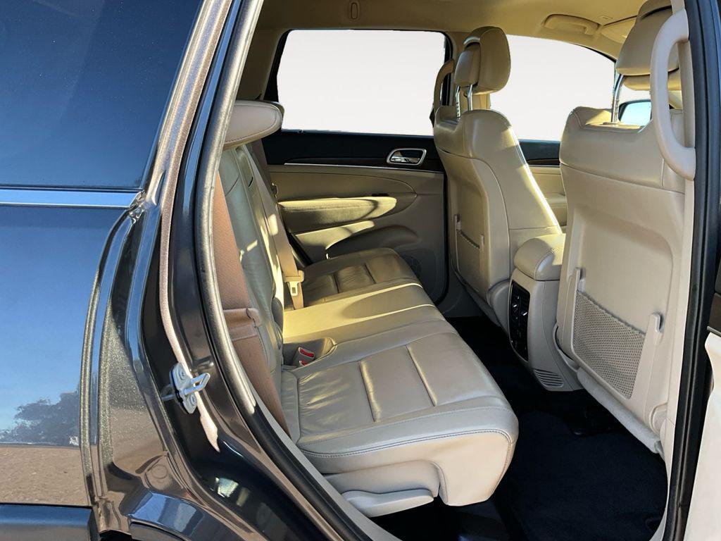used 2018 Jeep Grand Cherokee car, priced at $17,900