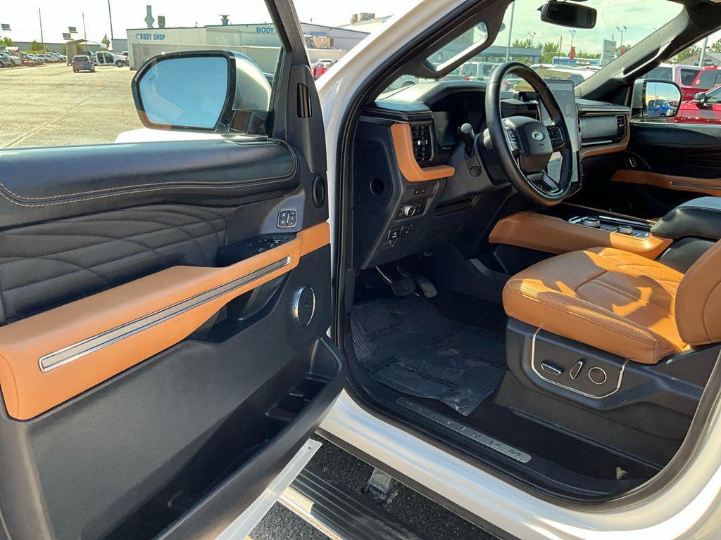 used 2022 Ford Expedition car, priced at $60,300