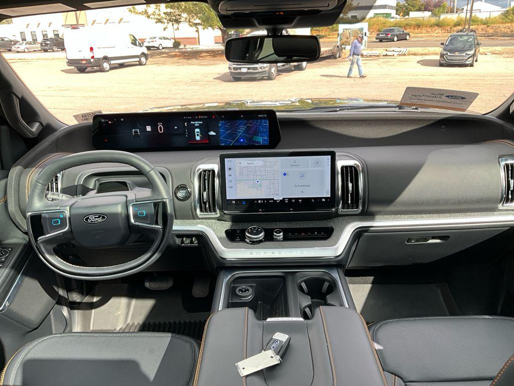 used 2025 Ford Expedition car, priced at $77,500
