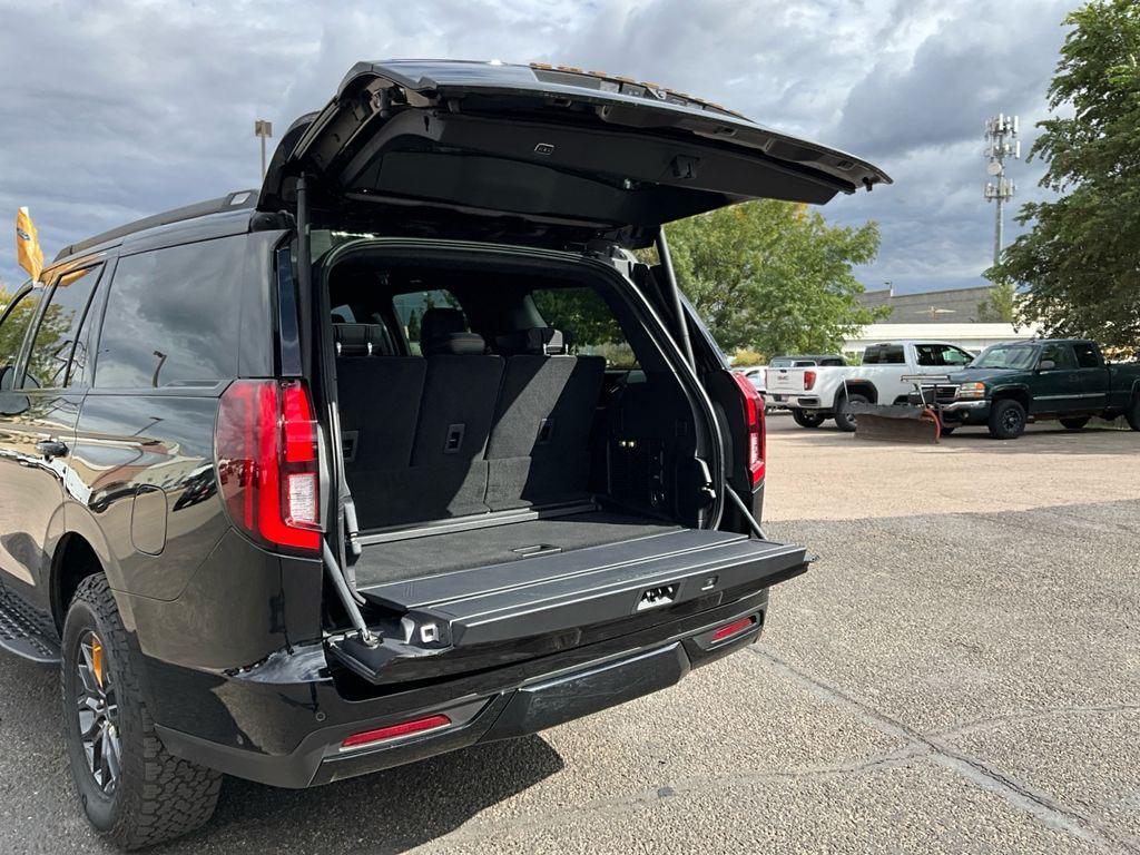 used 2025 Ford Expedition car, priced at $77,500