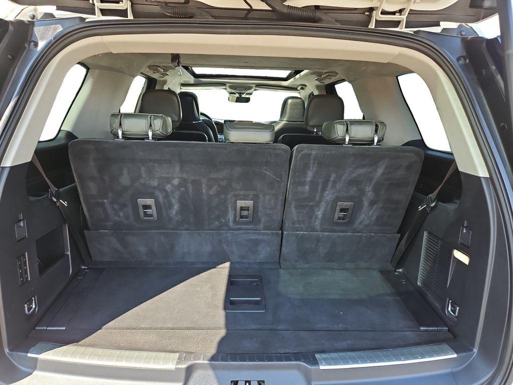 used 2022 Lincoln Navigator car, priced at $57,525