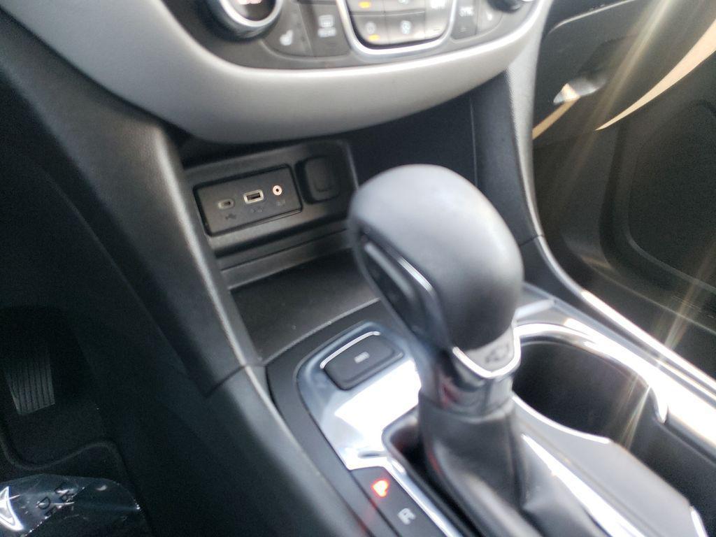 used 2023 Chevrolet Equinox car, priced at $20,500
