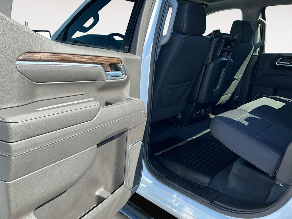 used 2022 GMC Sierra 1500 car, priced at $43,500
