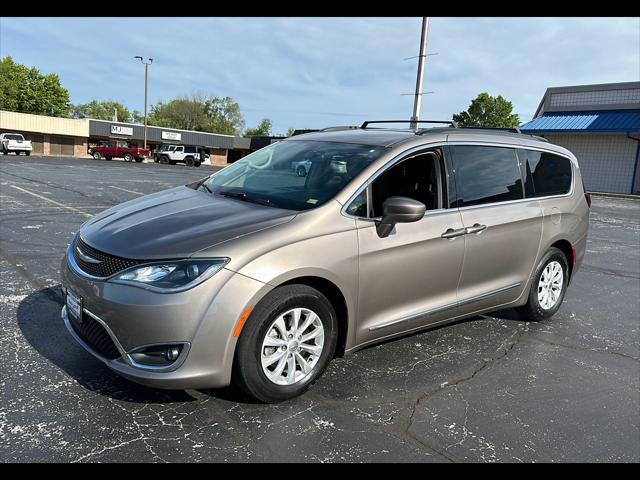 used 2017 Chrysler Pacifica car, priced at $18,995