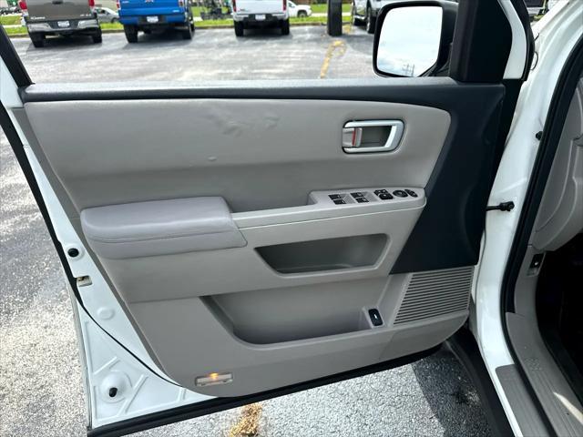 used 2010 Honda Pilot car, priced at $10,995